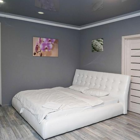 Cozy Apartment In A New Building Close To The Downtown Kiev Eksteriør bilde
